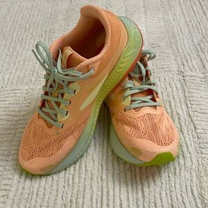 Peach, new balance, running shoes. Size 8.